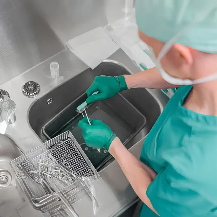 Sterilisation von Instrumenten in Friedberg